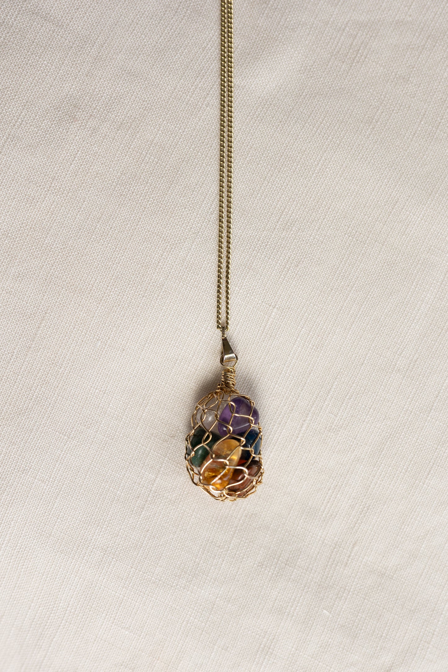 Chakra Edelsteine Kette gold