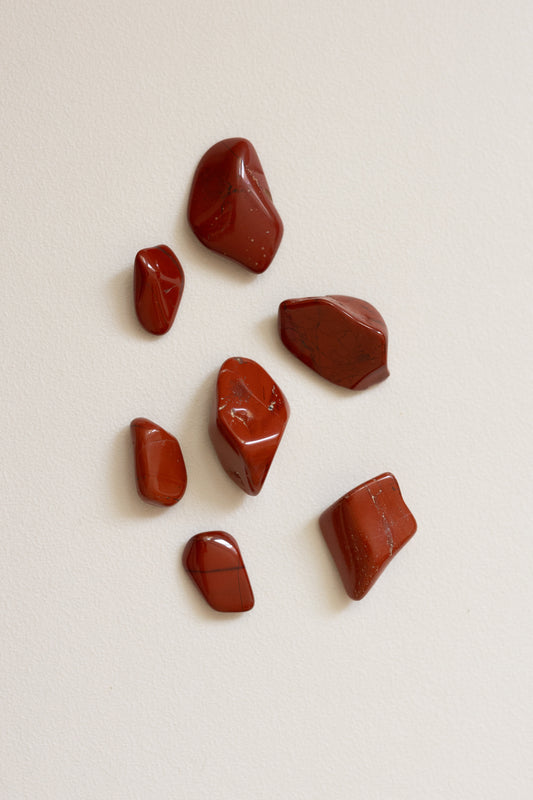 Roter Jaspis Trommelstein