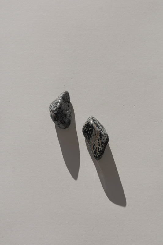 Schneeflockenobsidian Trommelstein